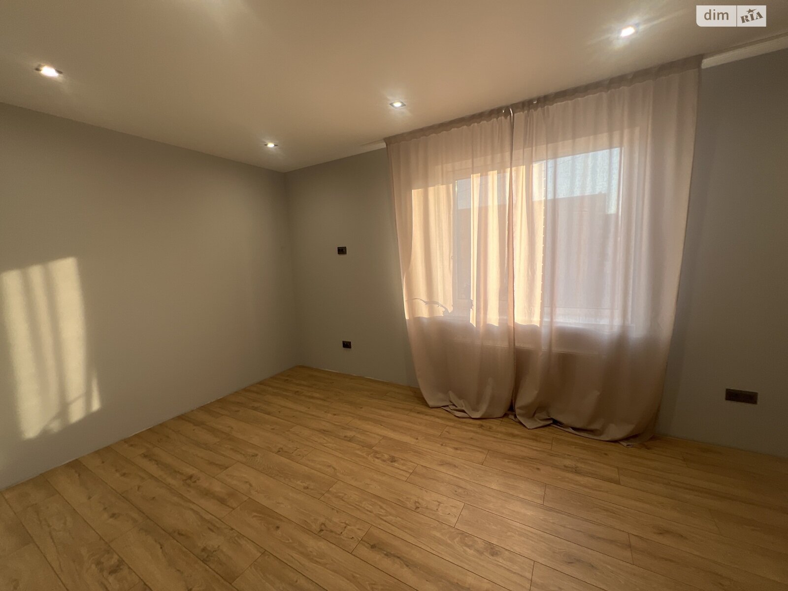 двоповерховий таунхаус, 105 кв. м, цегла. Продаж у Агрономічному фото 1 двоповерховий таунхаус, 105 кв. м, цегла. Продаж у Агрономічному фото 1