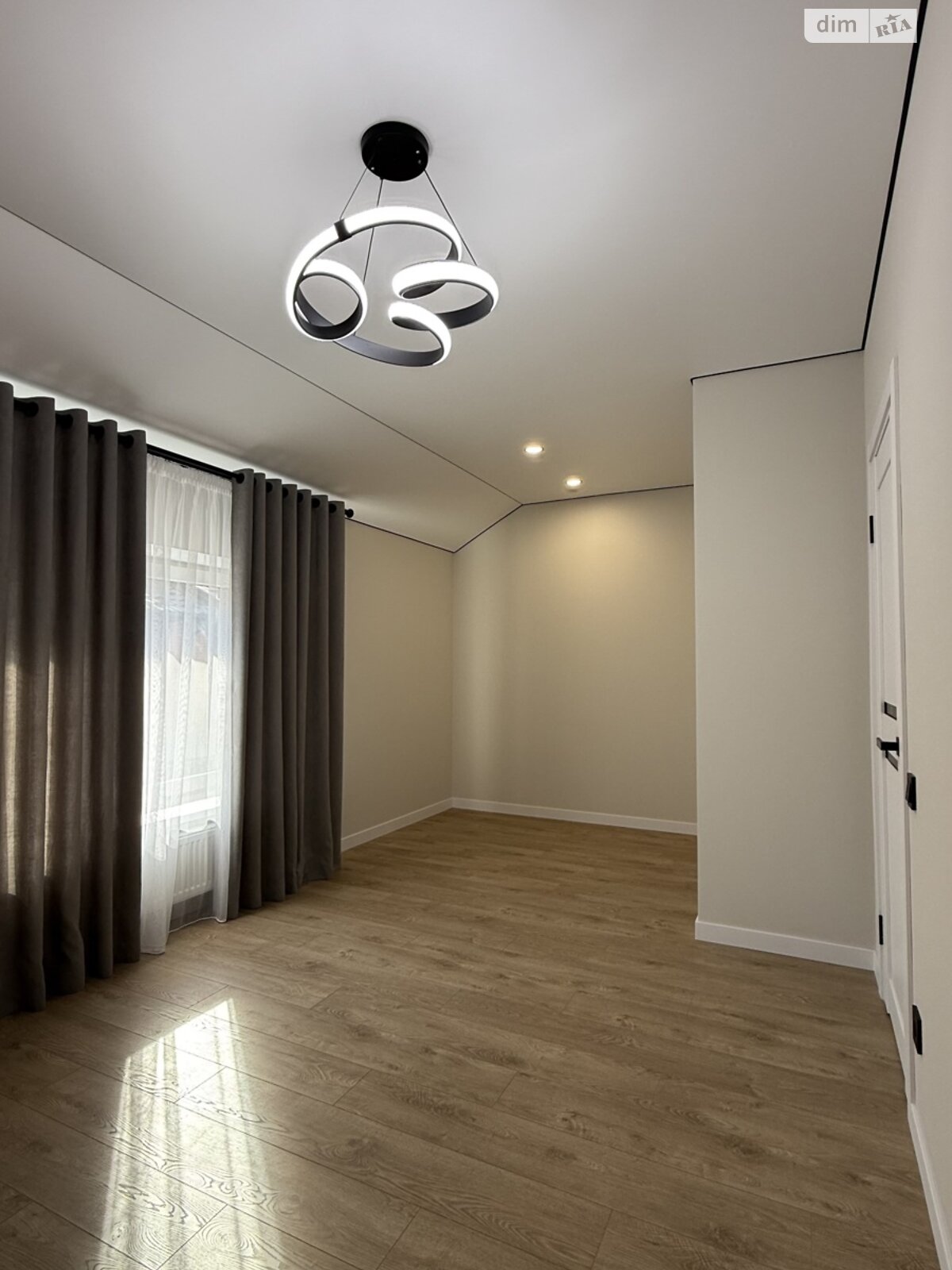 двухэтажный таунхаус, 90 кв. м, кирпич. Продажа в Агрономичном фото 1 двухэтажный таунхаус, 90 кв. м, кирпич. Продажа в Агрономичном фото 1