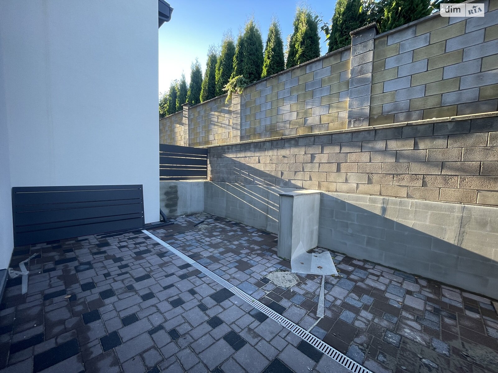 двухэтажный таунхаус, 114.2 кв. м, кирпич. Продажа в Бармаках фото 1