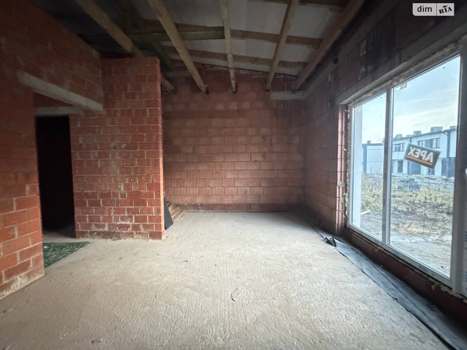 одноэтажный таунхаус, 68 кв. м, кирпич. Продажа в Бармаках фото 1