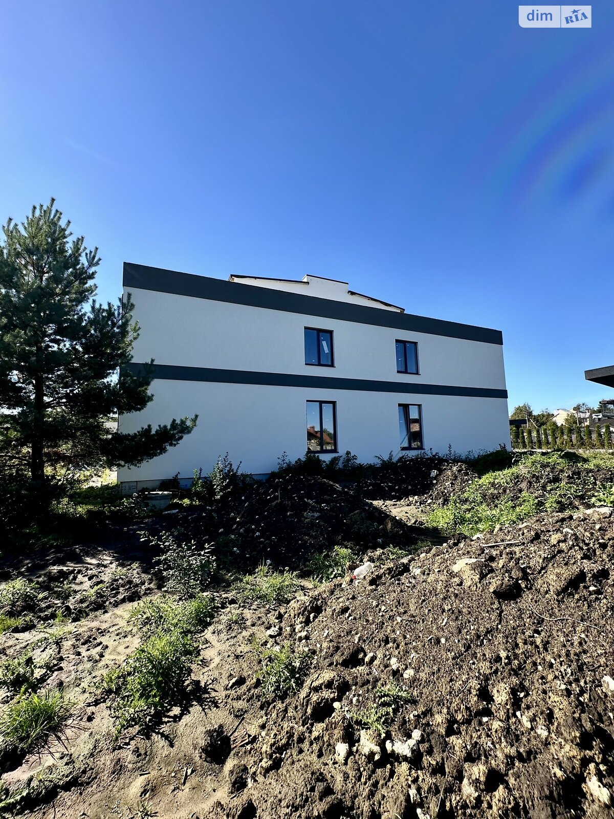 двоповерховий таунхаус, 195 кв. м, монолитно-кирпичный. Продаж у Басівці фото 1 двоповерховий таунхаус, 195 кв. м, монолитно-кирпичный. Продаж у Басівці фото 1