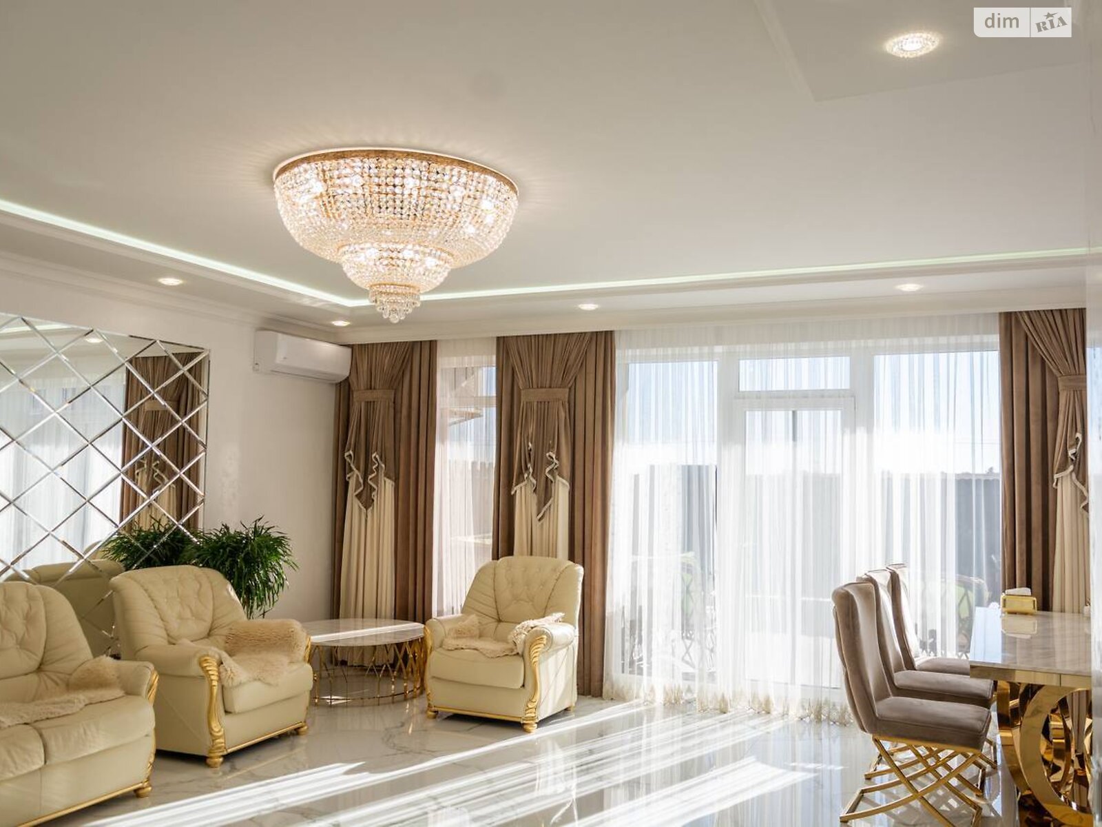 двоповерховий таунхаус, 147 кв. м, цегла. Продаж у Байківці фото 1 двоповерховий таунхаус, 147 кв. м, цегла. Продаж у Байківці фото 1