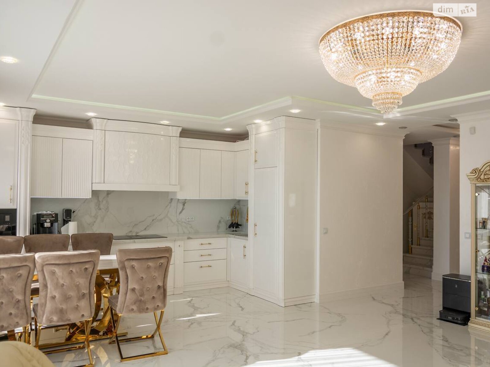 двоповерховий таунхаус, 147 кв. м, цегла. Продаж у Байківці фото 1 двоповерховий таунхаус, 147 кв. м, цегла. Продаж у Байківці фото 1