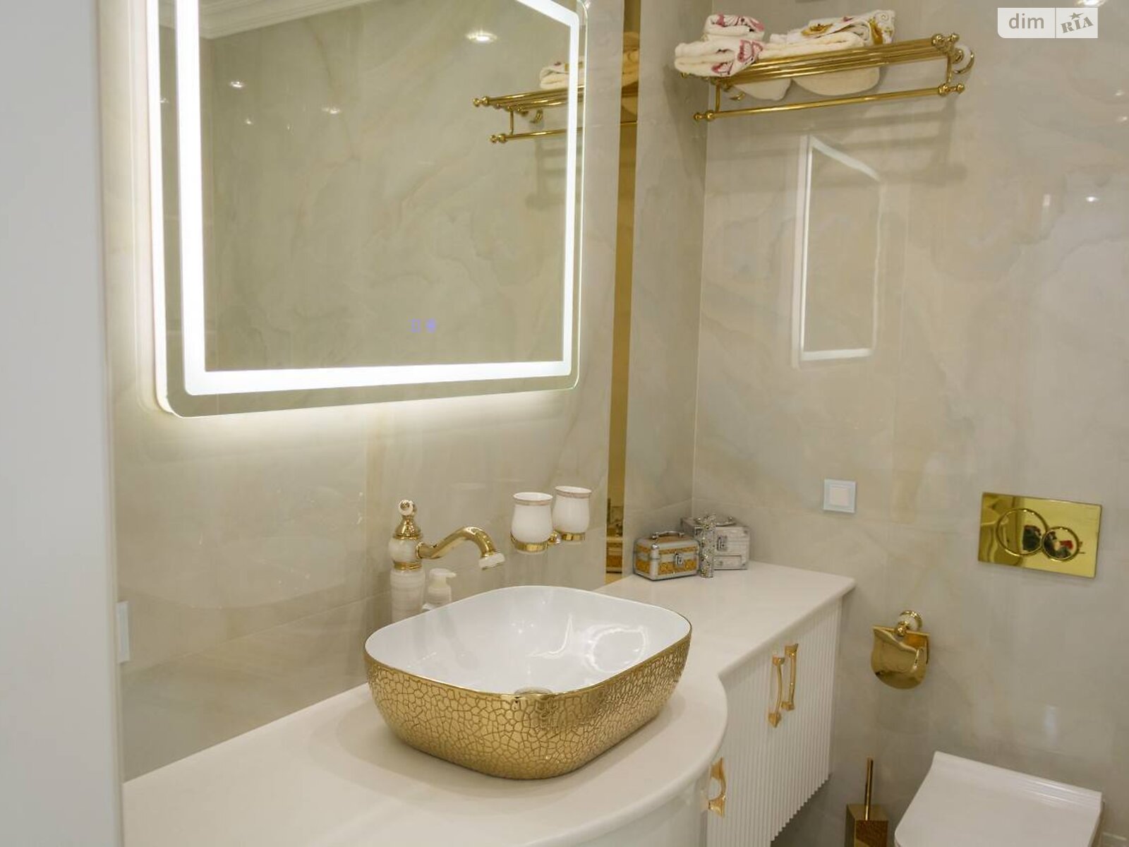 двоповерховий таунхаус, 147 кв. м, цегла. Продаж у Байківці фото 1 двоповерховий таунхаус, 147 кв. м, цегла. Продаж у Байківці фото 1