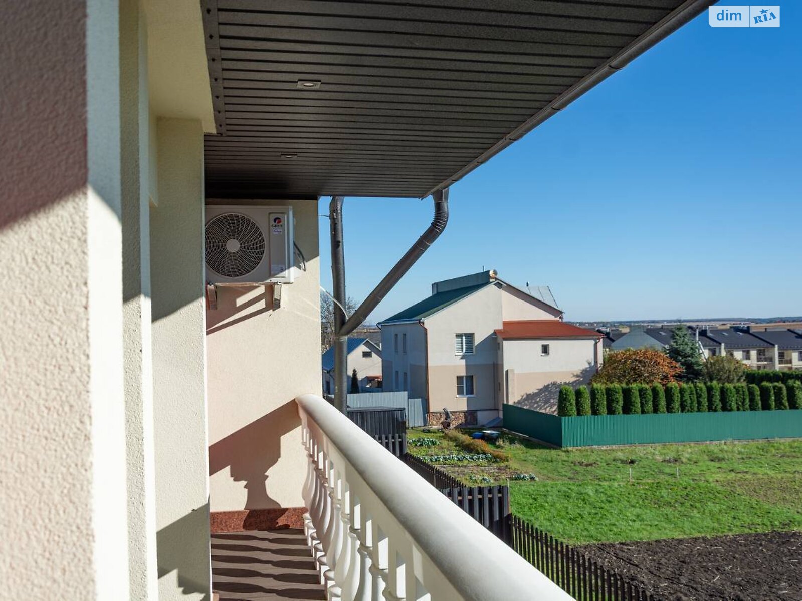 двоповерховий таунхаус, 147 кв. м, цегла. Продаж у Байківці фото 1 двоповерховий таунхаус, 147 кв. м, цегла. Продаж у Байківці фото 1