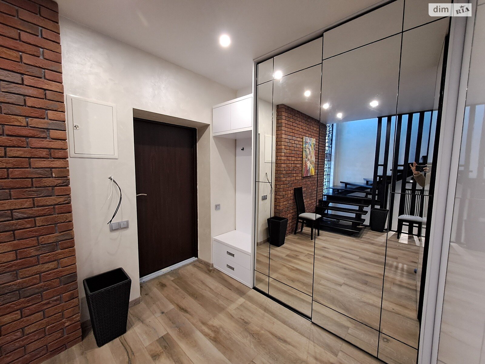 двухэтажный таунхаус, 157 кв. м, кирпич. Продажа в Байковцах фото 1