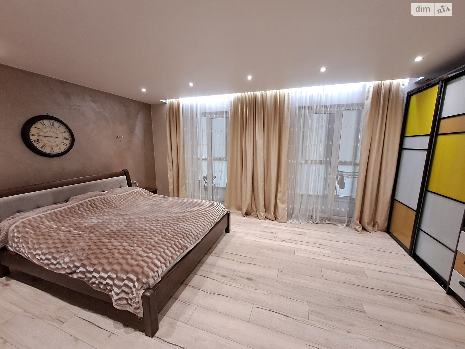 двухэтажный таунхаус, 157 кв. м, кирпич. Продажа в Байковцах фото 1