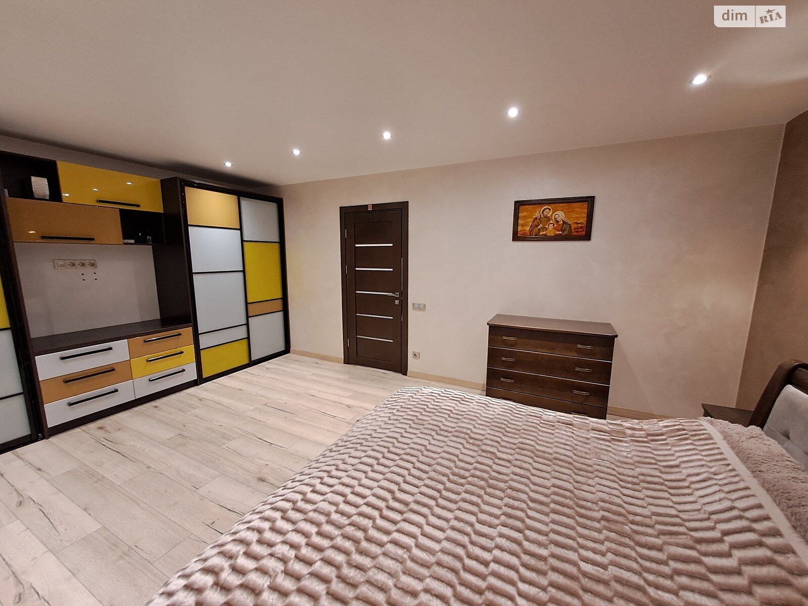 двухэтажный таунхаус, 157 кв. м, кирпич. Продажа в Байковцах фото 1