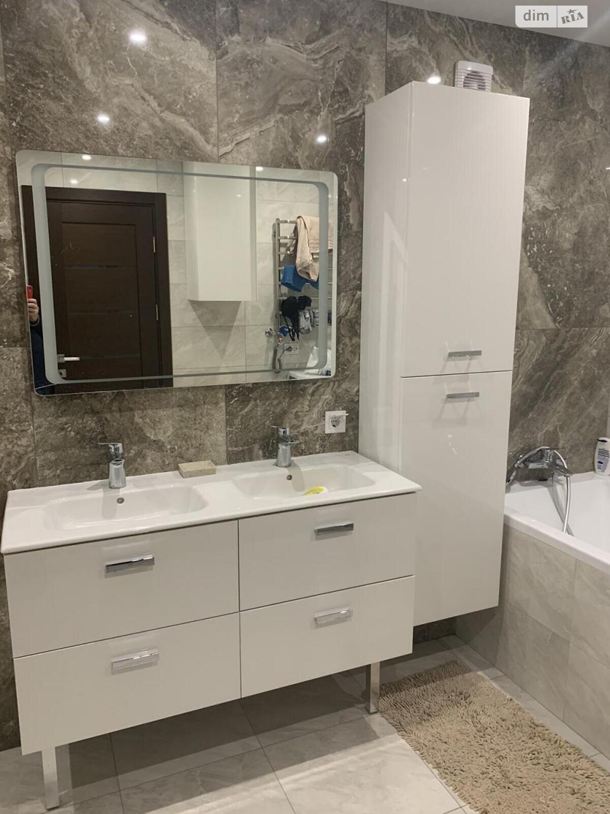 двухэтажный таунхаус, 156 кв. м, кирпич. Продажа в Байковцах фото 1