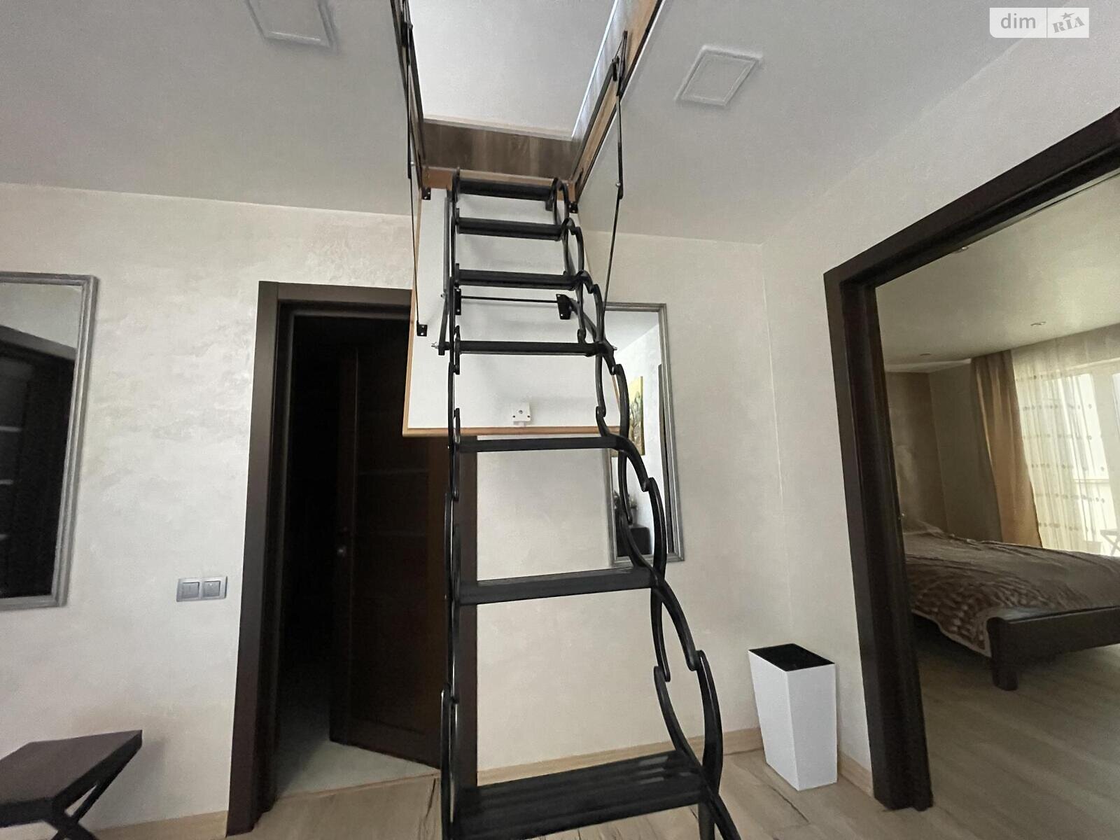 двухэтажный таунхаус, 156 кв. м, кирпич. Продажа в Байковцах фото 1