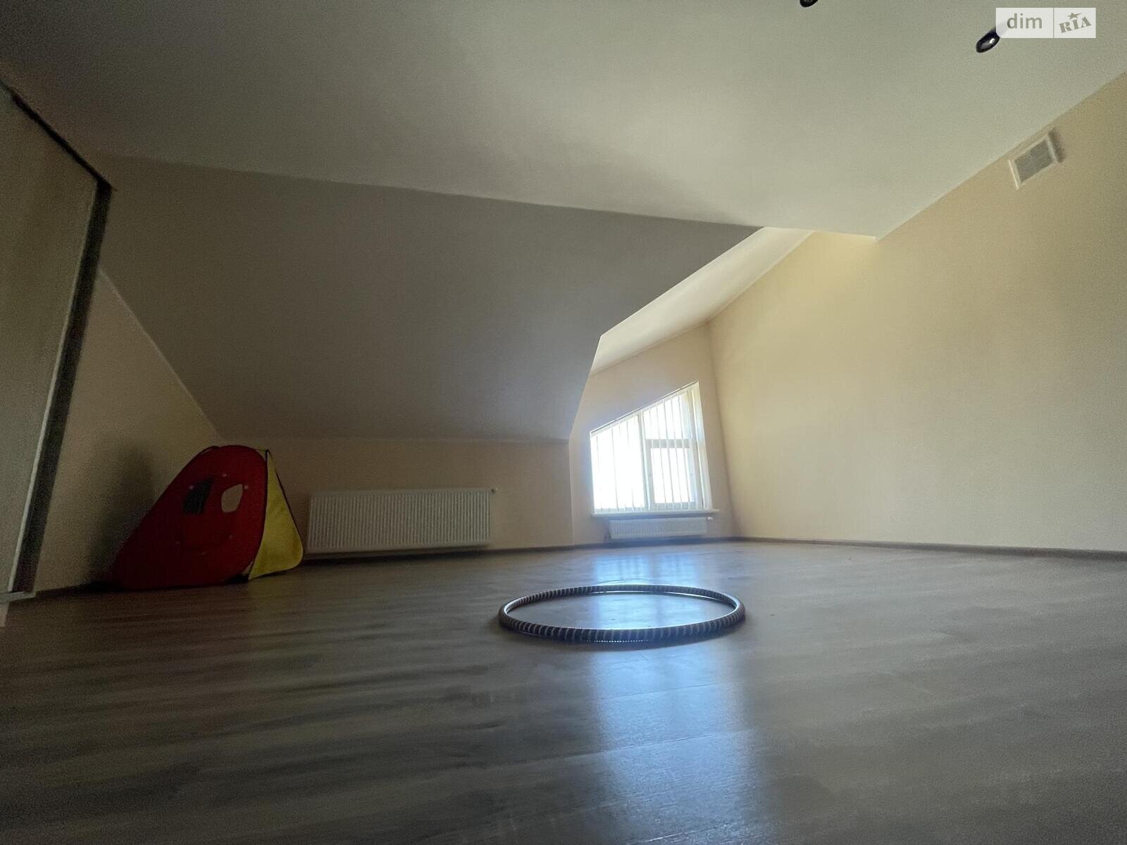 двухэтажный таунхаус, 156 кв. м, кирпич. Продажа в Байковцах фото 1