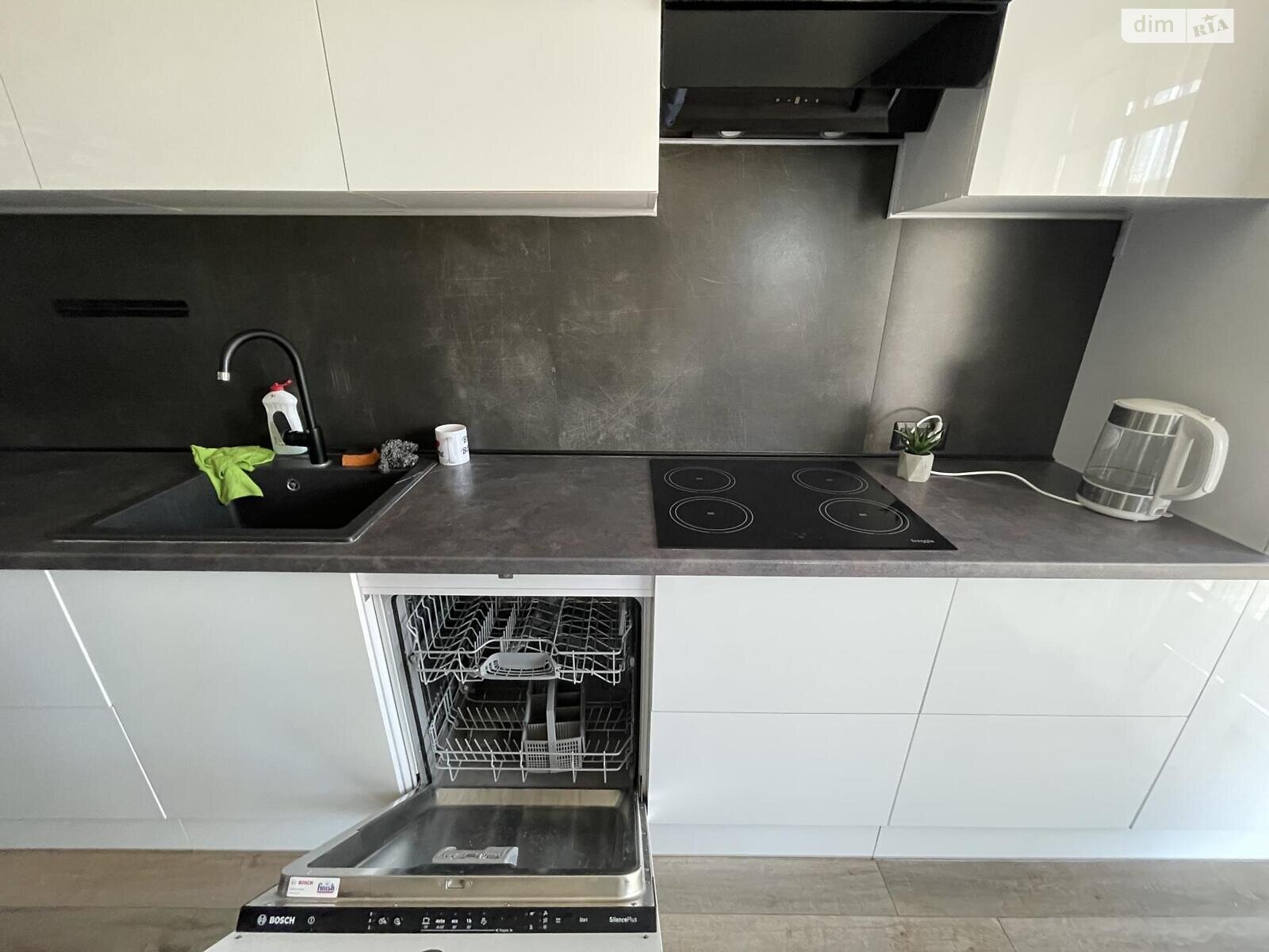 двухэтажный таунхаус, 156 кв. м, кирпич. Продажа в Байковцах фото 1