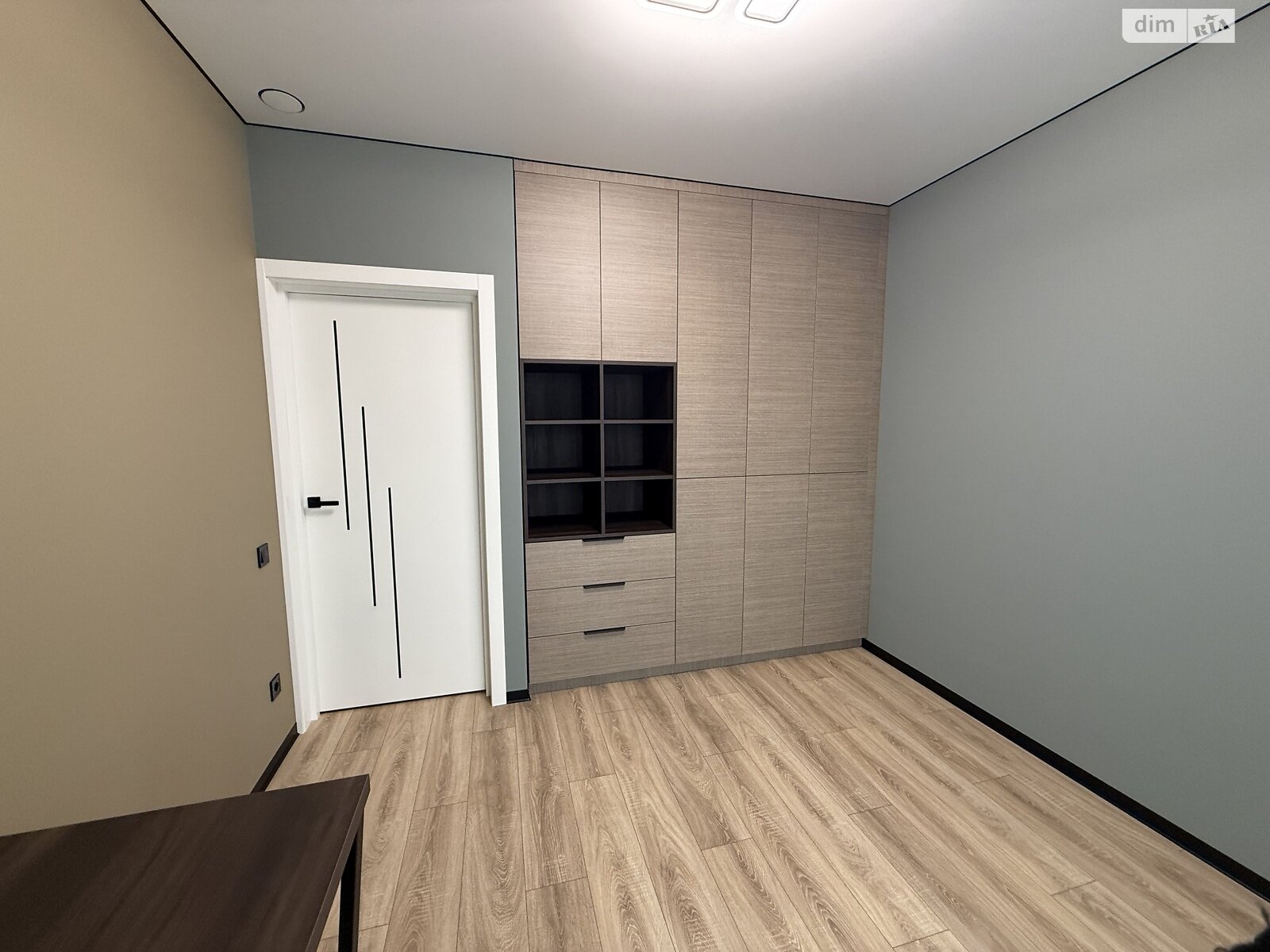 двухэтажный таунхаус, 140 кв. м, кирпич. Продажа в Байковцах фото 1 двухэтажный таунхаус, 140 кв. м, кирпич. Продажа в Байковцах фото 1