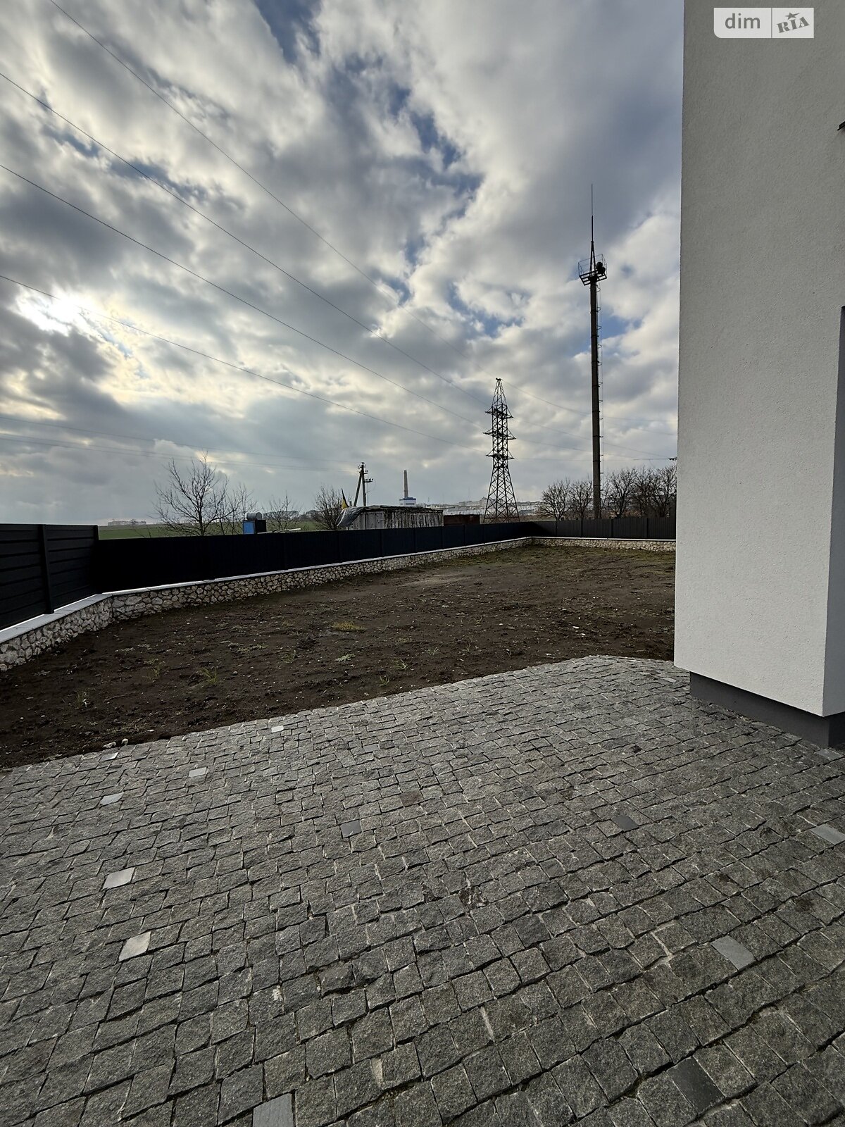 двоповерховий таунхаус, 130 кв. м, цегла. Продаж у Байківці фото 1 двоповерховий таунхаус, 130 кв. м, цегла. Продаж у Байківці фото 1