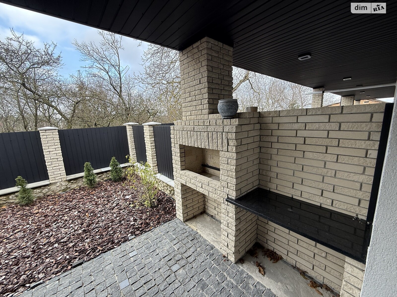 двухэтажный таунхаус, 140 кв. м, кирпич. Продажа в Байковцах фото 1