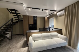 двухэтажный таунхаус, 140 кв. м, кирпич. Продажа в Байковцах фото 2 двухэтажный таунхаус, 140 кв. м, кирпич. Продажа в Байковцах фото 2