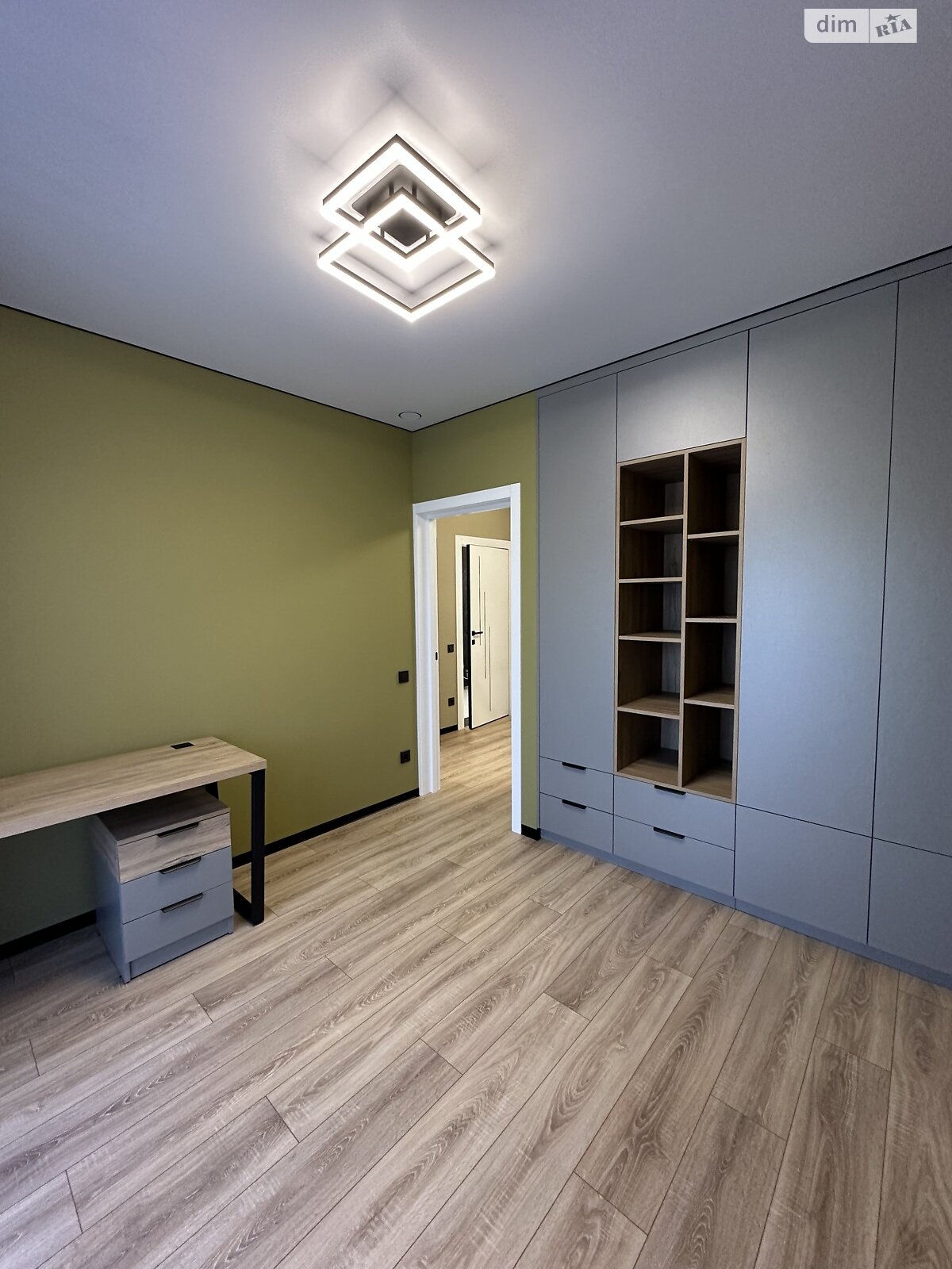 двухэтажный таунхаус, 135 кв. м, кирпич. Продажа в Байковцах фото 1 двухэтажный таунхаус, 135 кв. м, кирпич. Продажа в Байковцах фото 1