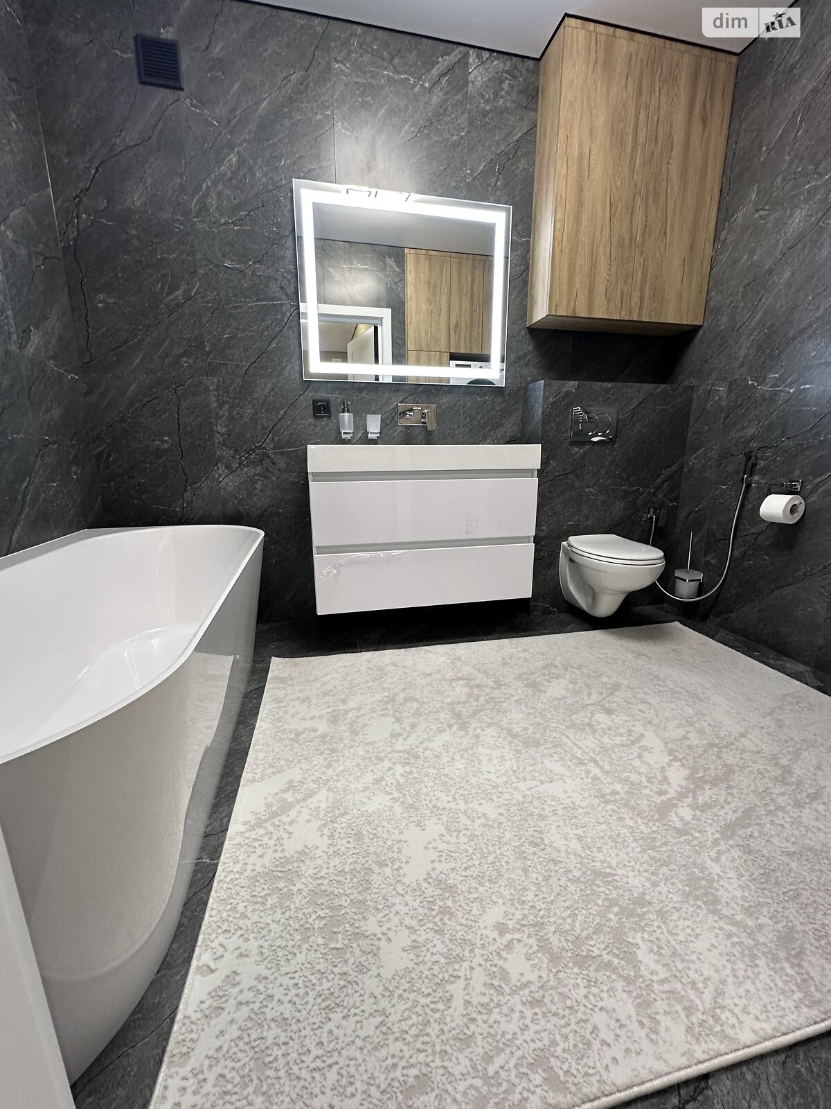 двухэтажный таунхаус, 135 кв. м, кирпич. Продажа в Байковцах фото 1 двухэтажный таунхаус, 135 кв. м, кирпич. Продажа в Байковцах фото 1