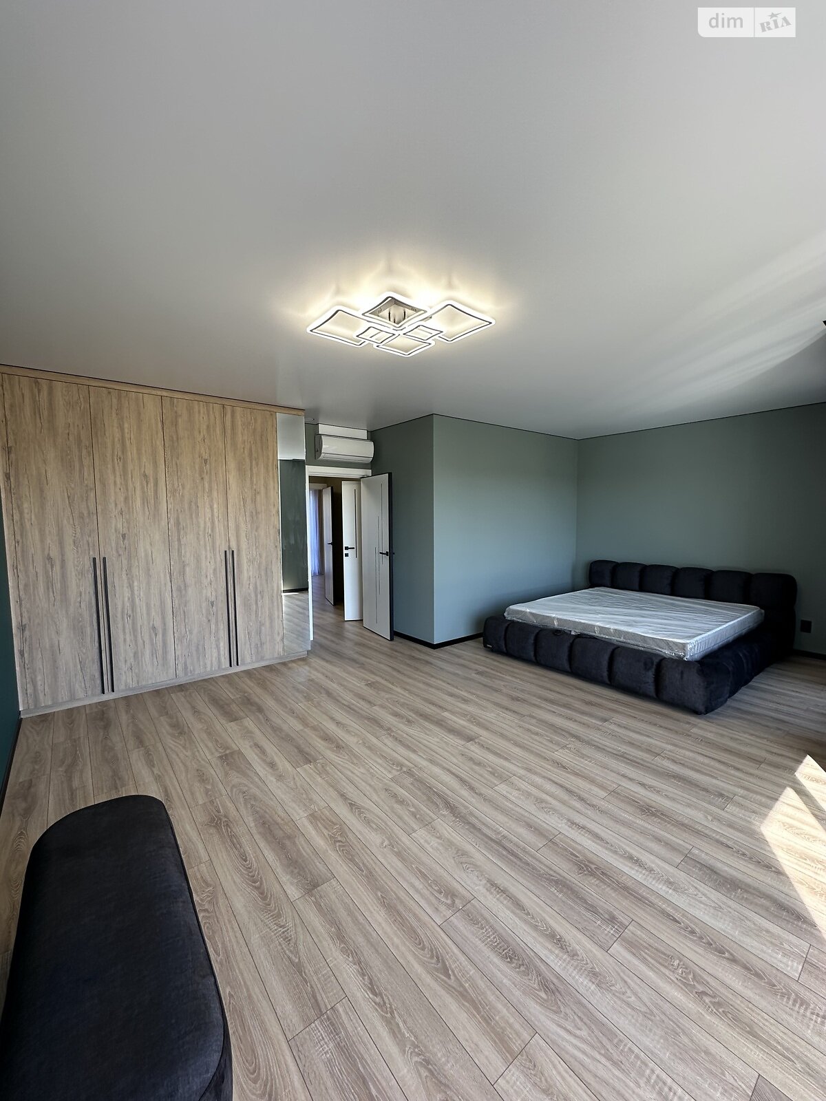 двухэтажный таунхаус, 135 кв. м, кирпич. Продажа в Байковцах фото 1 двухэтажный таунхаус, 135 кв. м, кирпич. Продажа в Байковцах фото 1