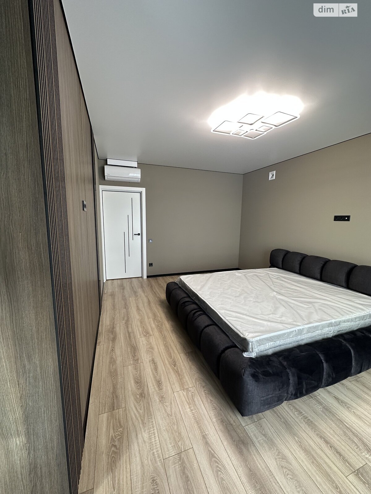 двухэтажный таунхаус, 135 кв. м, кирпич. Продажа в Байковцах фото 1 двухэтажный таунхаус, 135 кв. м, кирпич. Продажа в Байковцах фото 1