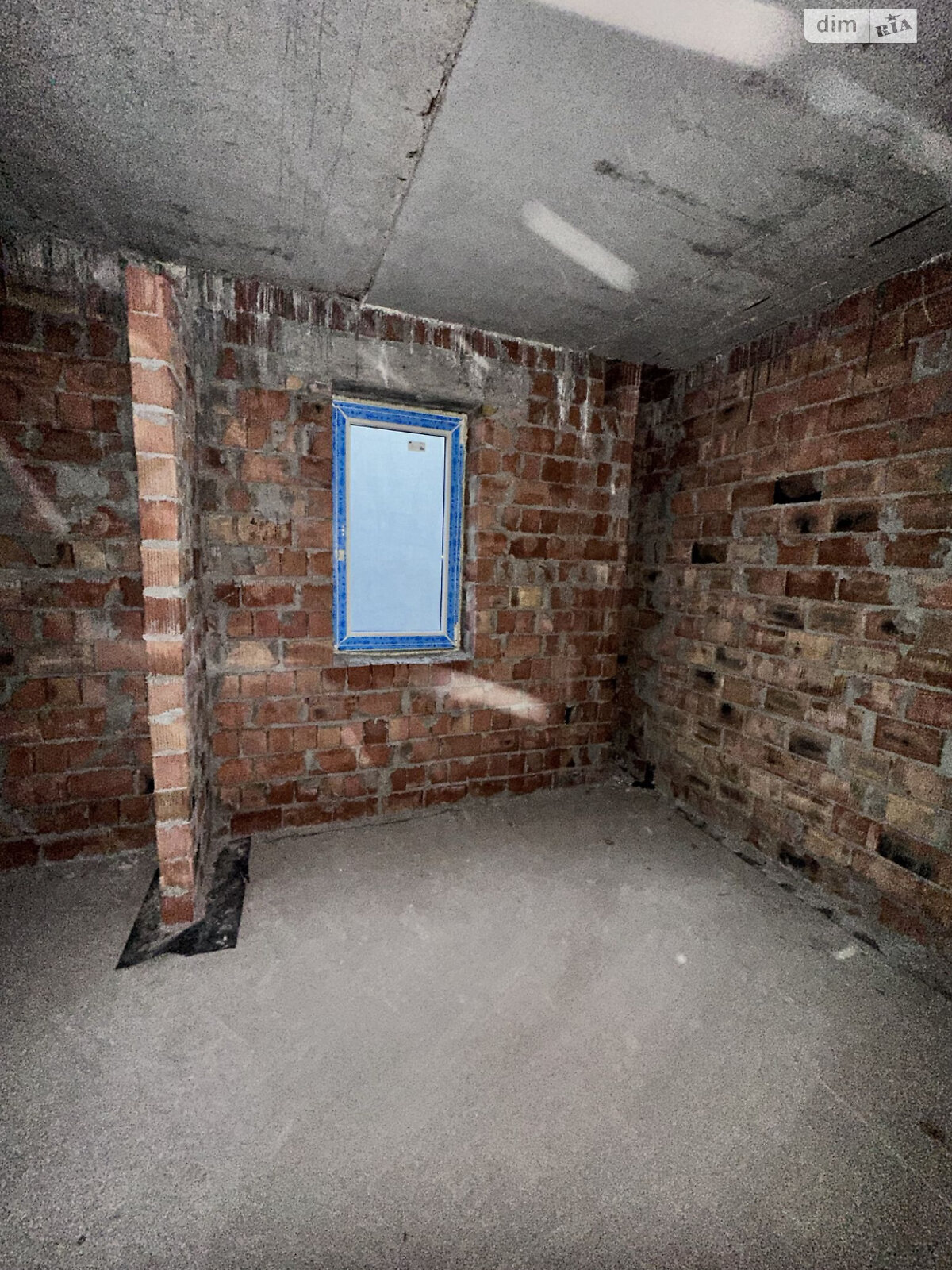 чотириповерховий таунхаус, 135 кв. м, цегла. Продаж у Байківці фото 1 чотириповерховий таунхаус, 135 кв. м, цегла. Продаж у Байківці фото 1