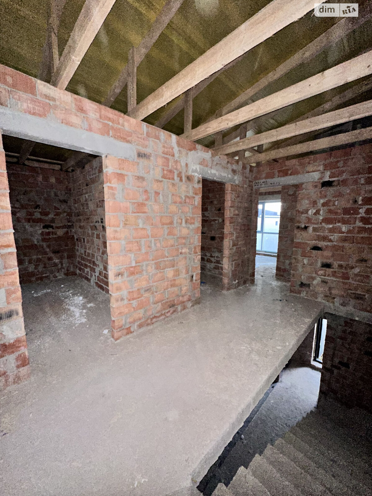 чотириповерховий таунхаус, 135 кв. м, цегла. Продаж у Байківці фото 1 чотириповерховий таунхаус, 135 кв. м, цегла. Продаж у Байківці фото 1