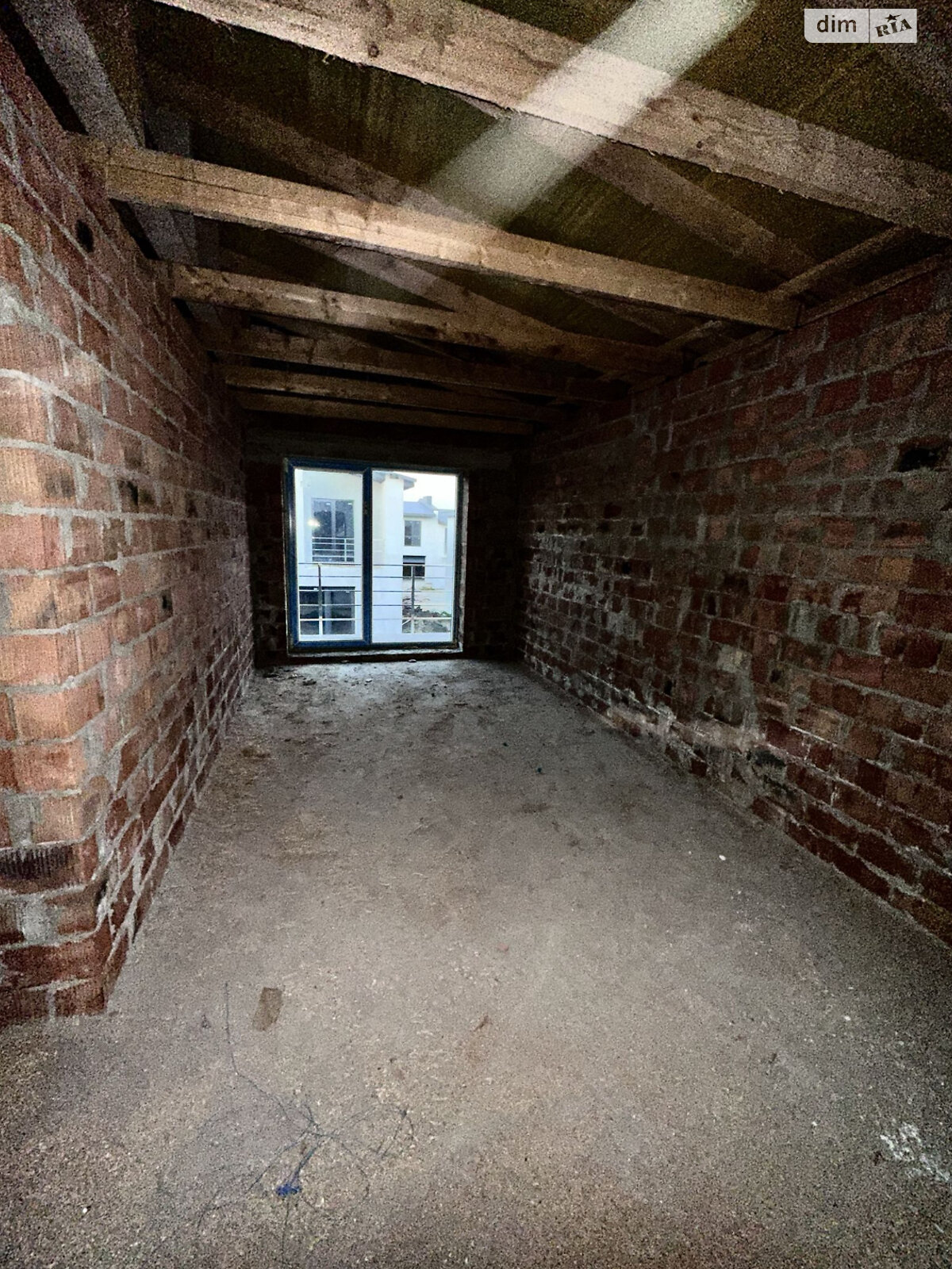 чотириповерховий таунхаус, 135 кв. м, цегла. Продаж у Байківці фото 1 чотириповерховий таунхаус, 135 кв. м, цегла. Продаж у Байківці фото 1