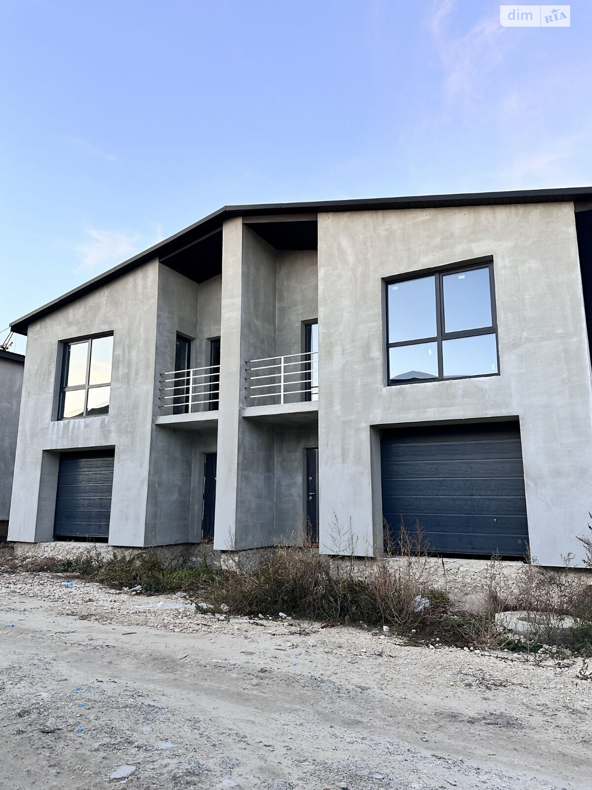 чотириповерховий таунхаус, 135 кв. м, цегла. Продаж у Байківці фото 1 чотириповерховий таунхаус, 135 кв. м, цегла. Продаж у Байківці фото 1