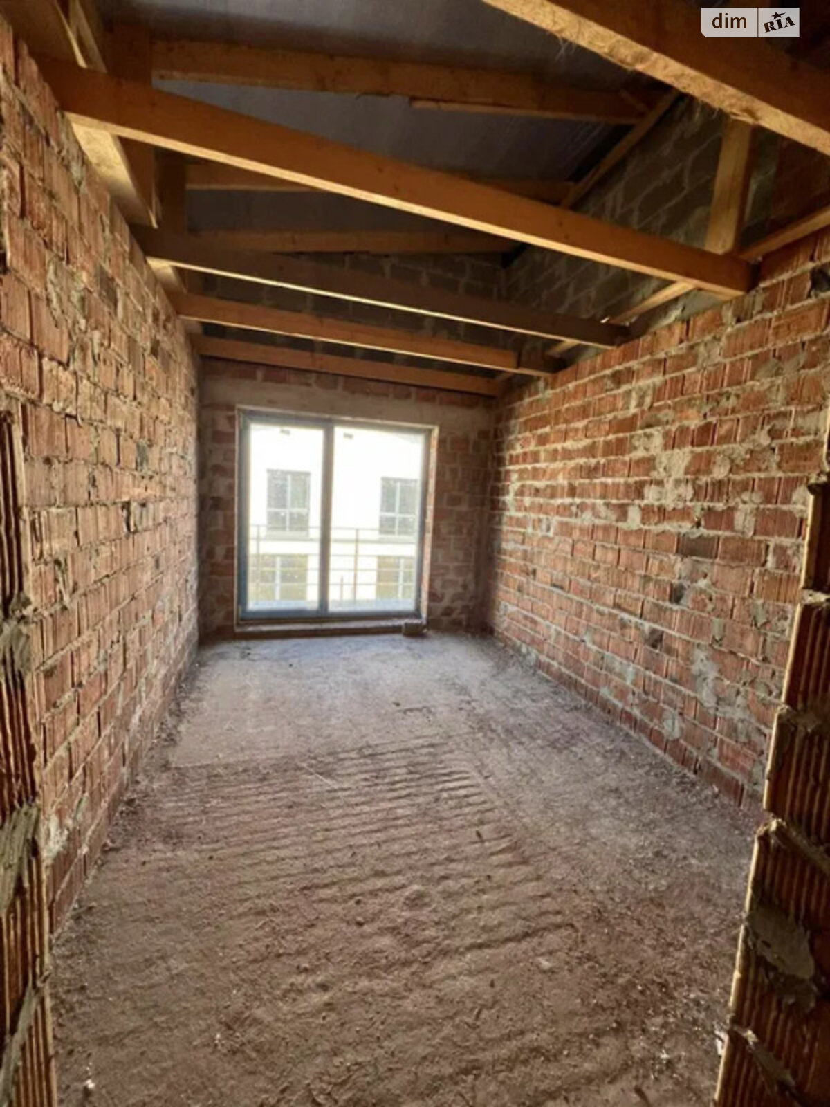 чотириповерховий таунхаус, 135 кв. м, цегла. Продаж у Байківці фото 1 чотириповерховий таунхаус, 135 кв. м, цегла. Продаж у Байківці фото 1