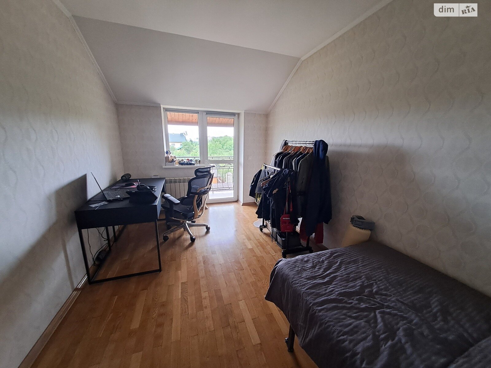 трехэтажный таунхаус, 290 кв. м, кирпич. Продажа в Байковцах фото 1 трехэтажный таунхаус, 290 кв. м, кирпич. Продажа в Байковцах фото 1