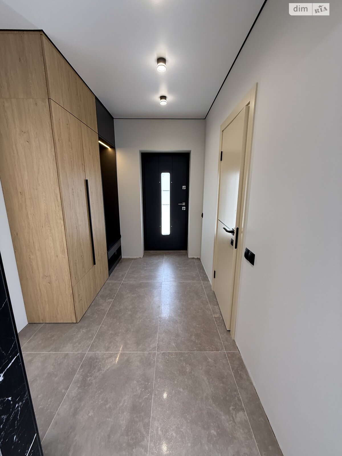 двухэтажный таунхаус, 115 кв. м, кирпич. Продажа в Байковцах фото 1 двухэтажный таунхаус, 115 кв. м, кирпич. Продажа в Байковцах фото 1