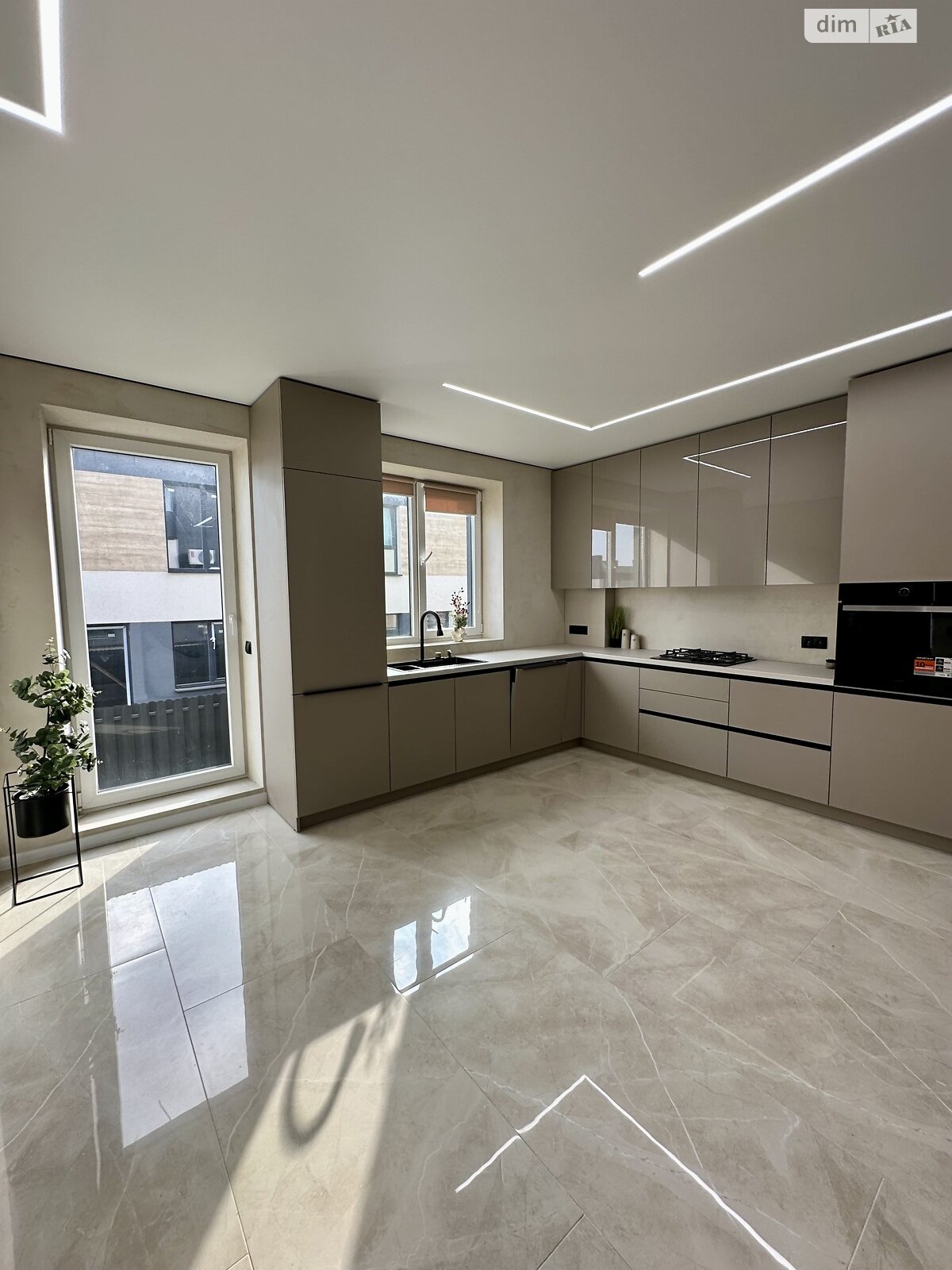 двоповерховий таунхаус, 120 кв. м, цегла. Продаж у Байківці фото 1