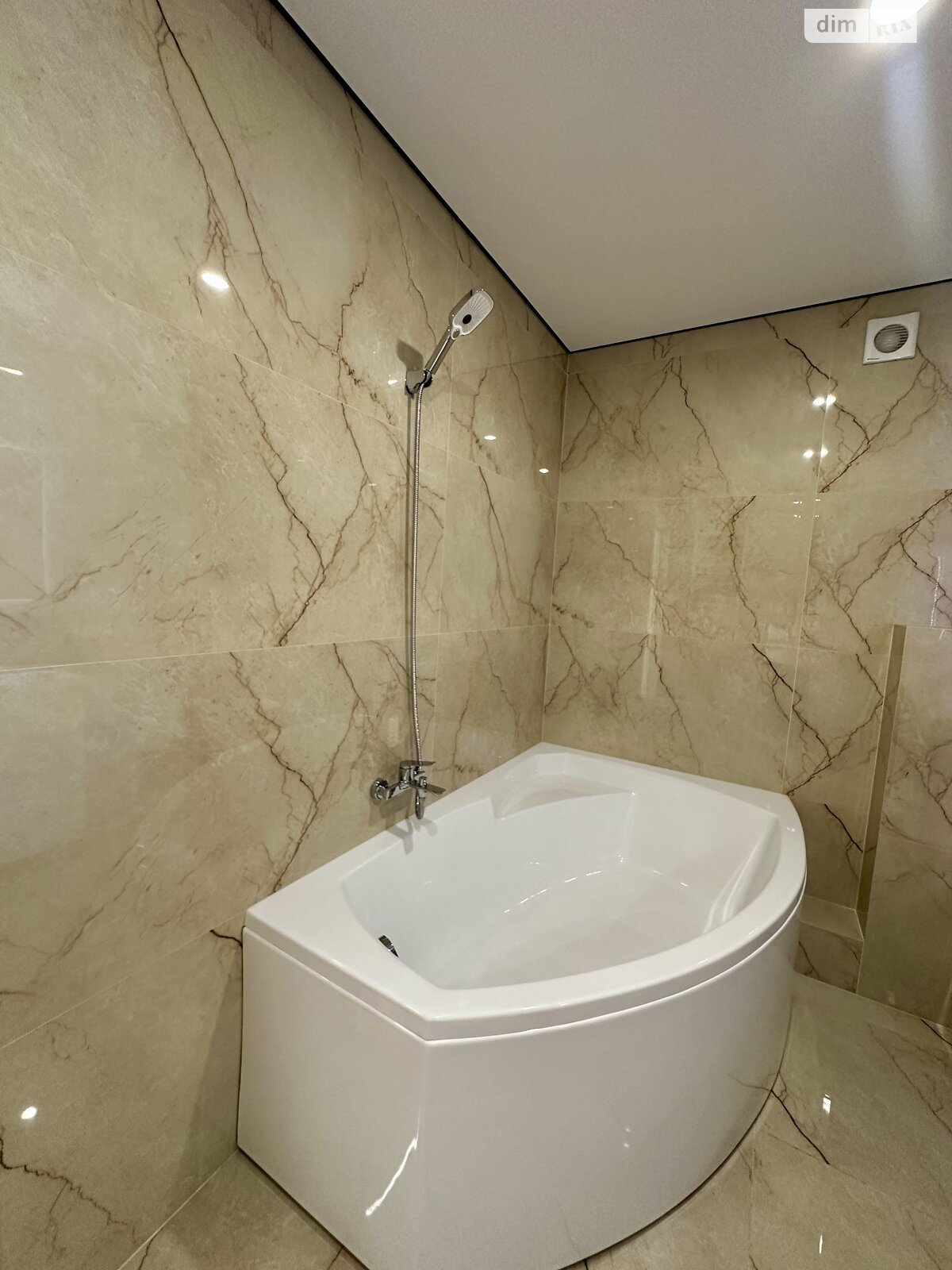 двоповерховий таунхаус, 120 кв. м, цегла. Продаж у Байківці фото 1