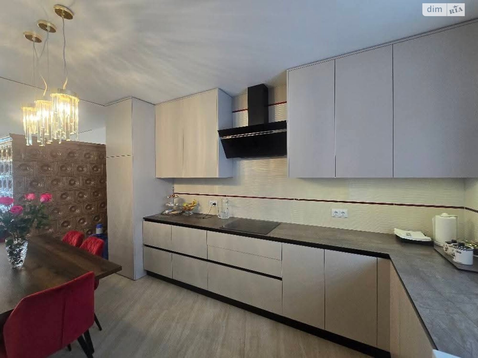 двухэтажный таунхаус, 120 кв. м, кирпич. Продажа в Байковцах фото 1 двухэтажный таунхаус, 120 кв. м, кирпич. Продажа в Байковцах фото 1
