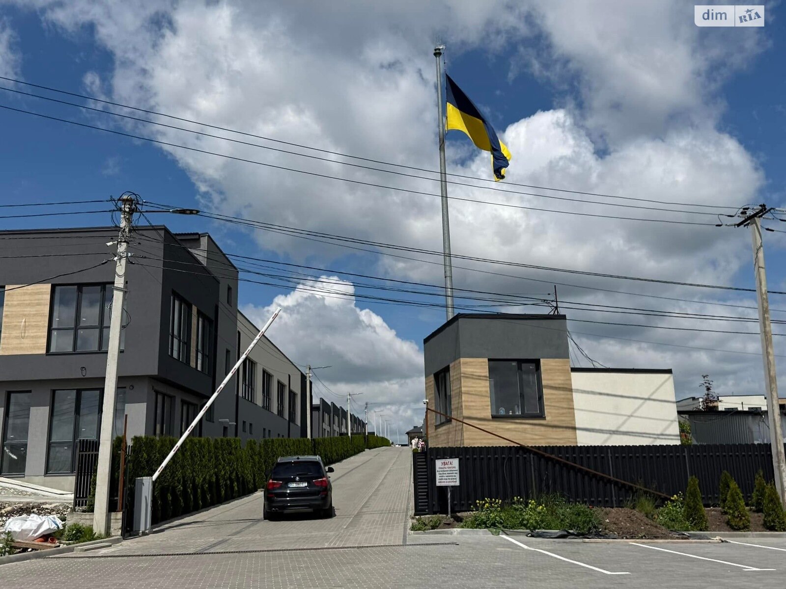 двоповерховий таунхаус, 115 кв. м, цегла. Продаж у Байківці фото 1 двоповерховий таунхаус, 115 кв. м, цегла. Продаж у Байківці фото 1