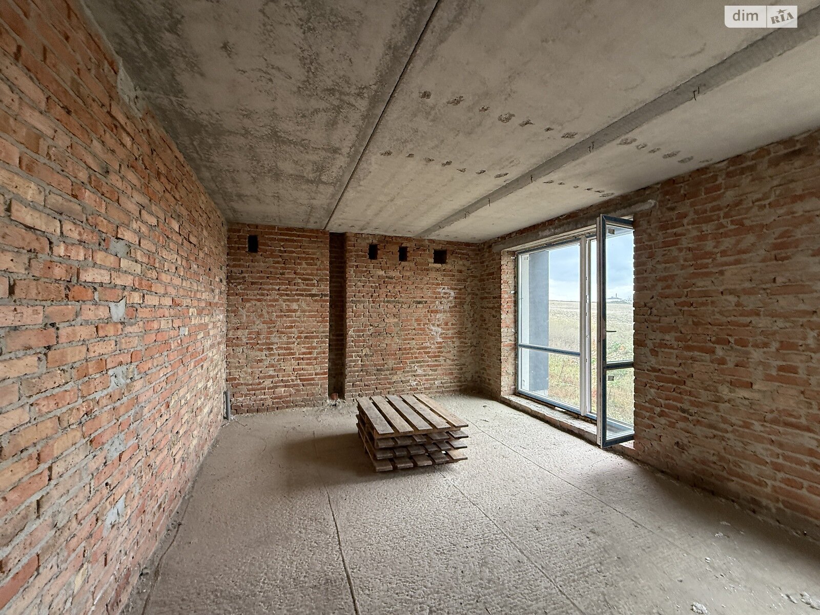 триповерховий таунхаус, 155 кв. м, цегла. Продаж у Байківці фото 1