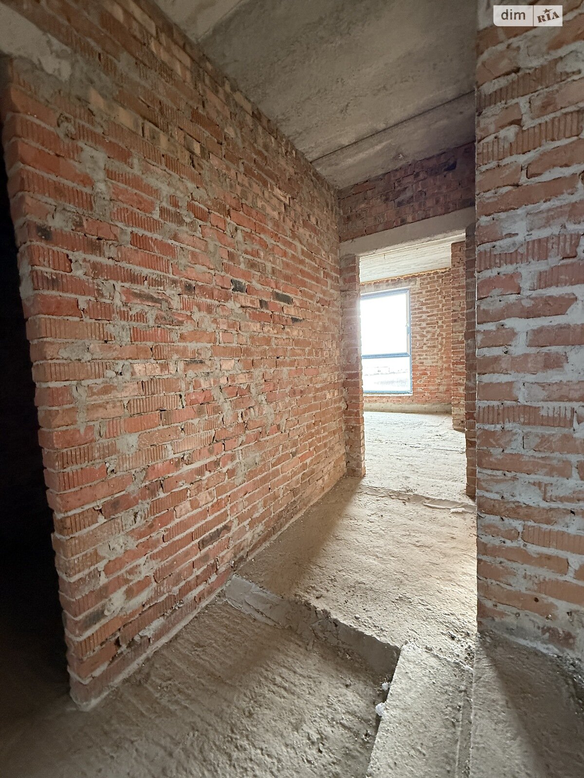 триповерховий таунхаус, 155 кв. м, цегла. Продаж у Байківці фото 1