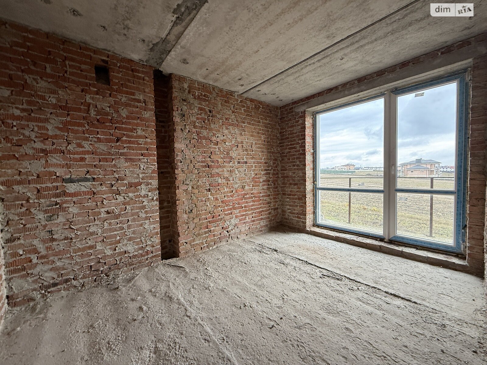 триповерховий таунхаус, 155 кв. м, цегла. Продаж у Байківці фото 1