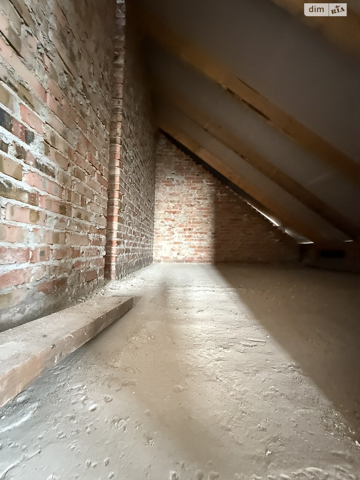 триповерховий таунхаус, 155 кв. м, цегла. Продаж у Байківці фото 1