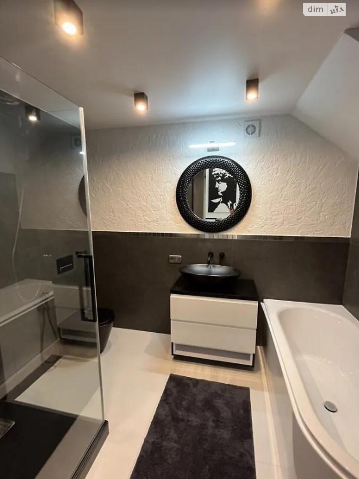 двухэтажный таунхаус, 160 кв. м, керамзитобетон. Продажа в Белой Церкви район Вокзальная фото 1