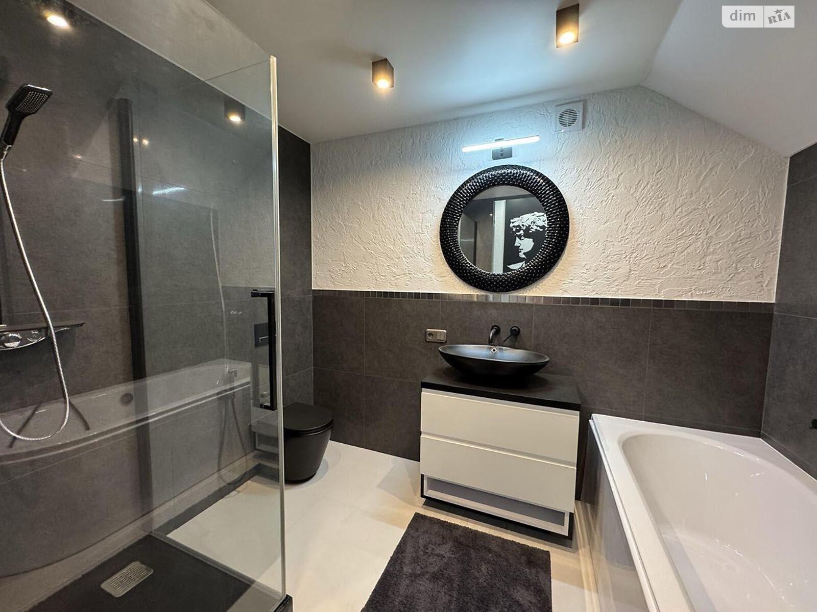 двухэтажный таунхаус, 160 кв. м, керамзитобетон. Продажа в Белой Церкви район Вокзальная фото 1