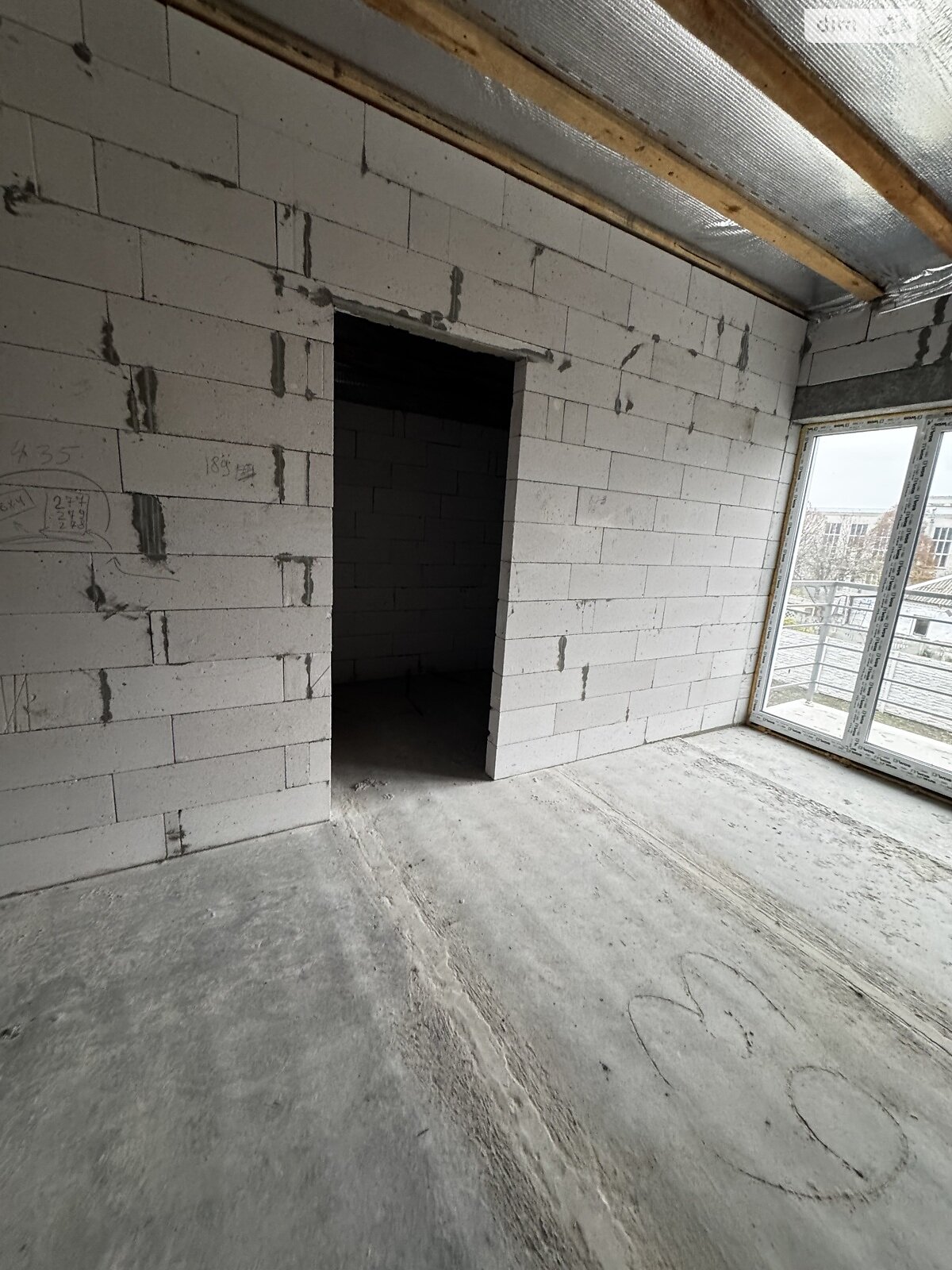 двухэтажный таунхаус, 115 кв. м, пеноблок. Продажа в Белой Церкви район Заречье фото 1