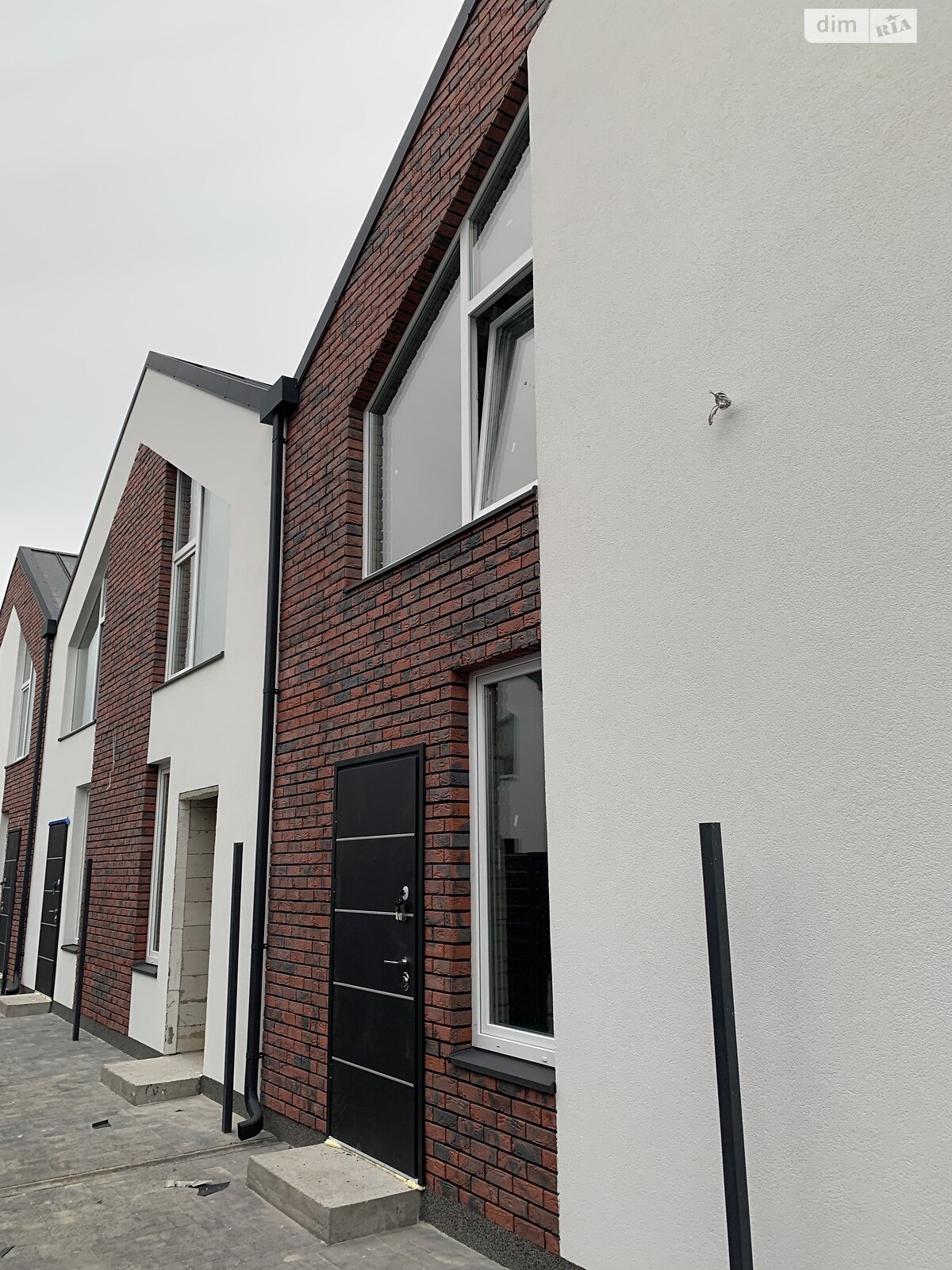 двоповерховий таунхаус, 34.8 кв. м, цегла. Продаж у Білогородці фото 1
