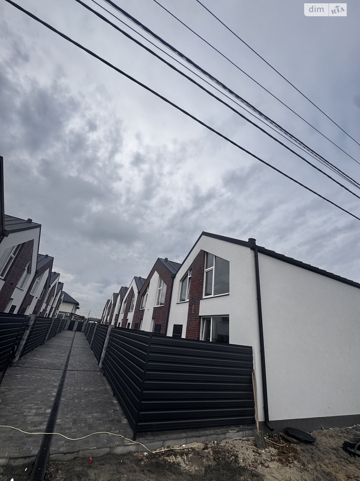 двоповерховий таунхаус, 52 кв. м, кирпич. Продаж у Білогородці фото 1