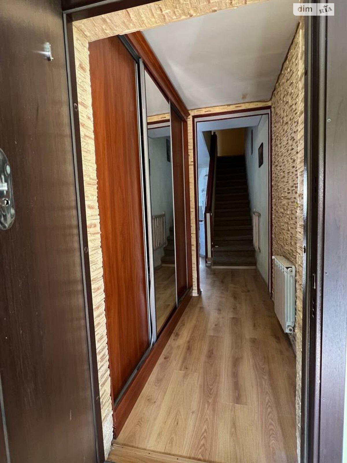 триповерховий таунхаус, 100 кв. м, сендвіч-панелі. Продаж у Білогородці фото 1 триповерховий таунхаус, 100 кв. м, сендвіч-панелі. Продаж у Білогородці фото 1