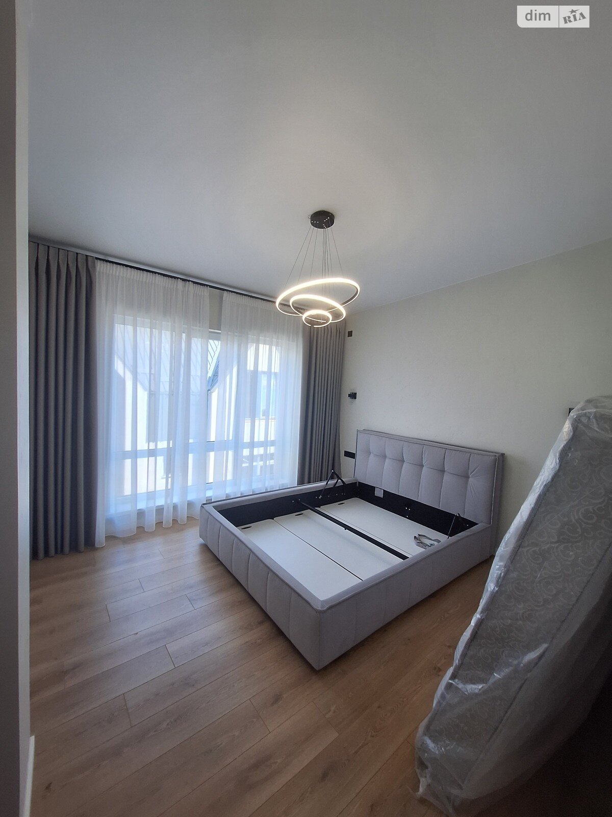 двухэтажный таунхаус, 66 кв. м, кирпич. Продажа в Белогородке фото 1 двухэтажный таунхаус, 66 кв. м, кирпич. Продажа в Белогородке фото 1