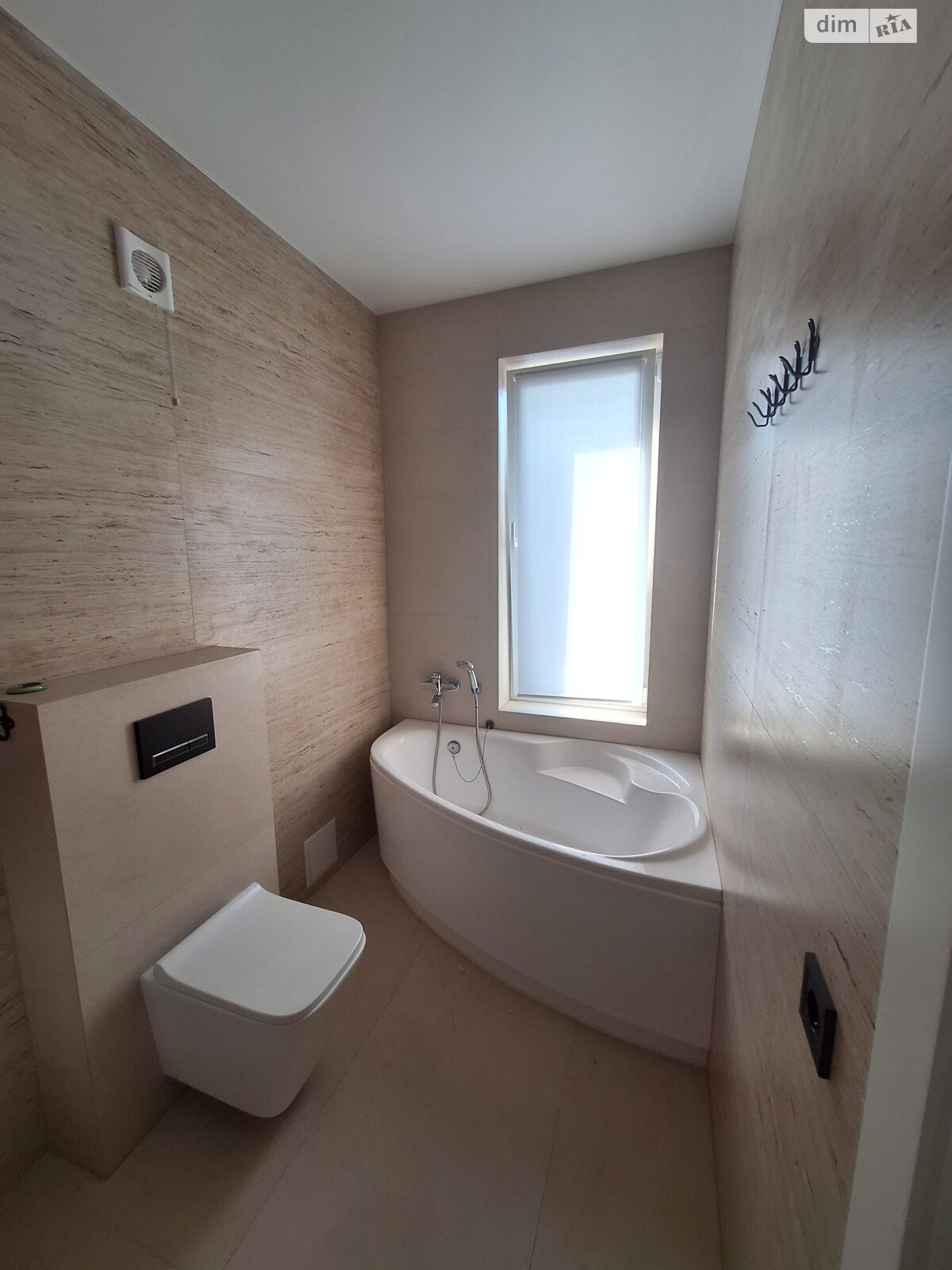 двухэтажный таунхаус, 66 кв. м, кирпич. Продажа в Белогородке фото 1 двухэтажный таунхаус, 66 кв. м, кирпич. Продажа в Белогородке фото 1