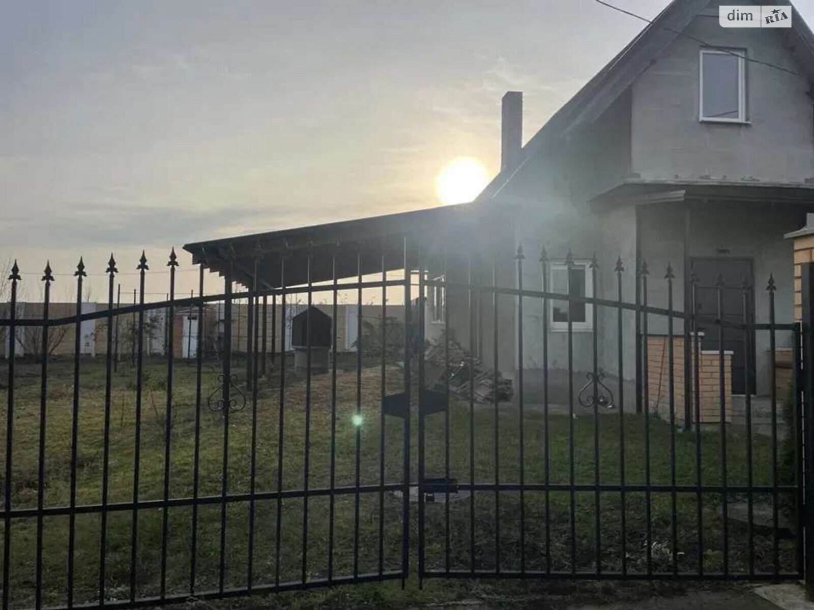 трехэтажный таунхаус, 74 кв. м, кирпич. Продажа в Белогородке фото 1