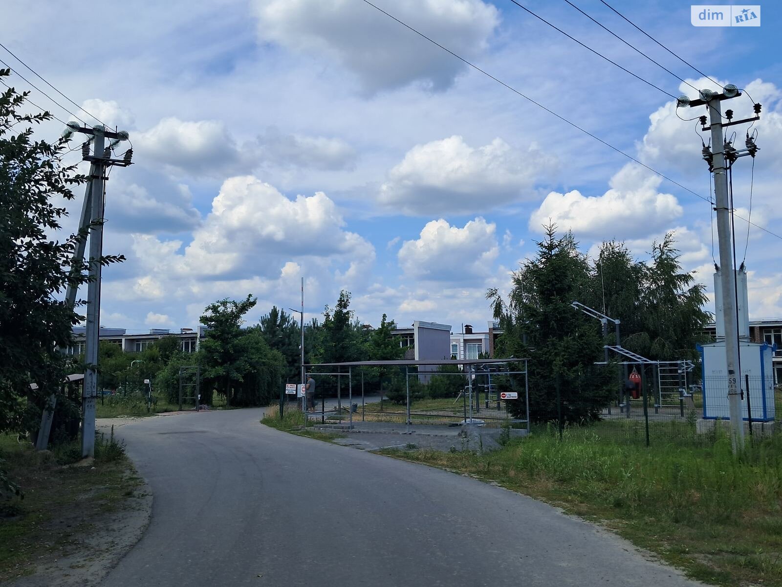 двухэтажный таунхаус, 109 кв. м, кирпич. Продажа в Белогородке фото 1 двухэтажный таунхаус, 109 кв. м, кирпич. Продажа в Белогородке фото 1