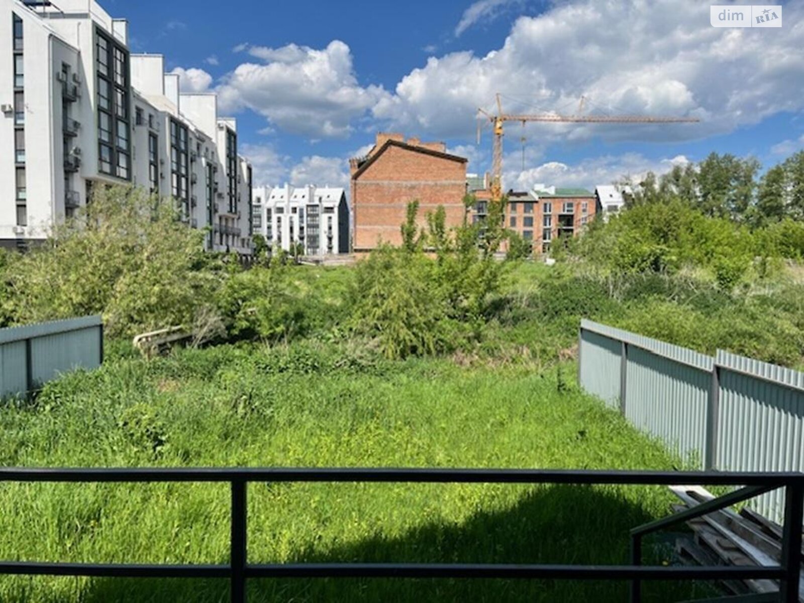 двухэтажный таунхаус, 90.9 кв. м, кирпич. Продажа в Белогородке фото 1 двухэтажный таунхаус, 90.9 кв. м, кирпич. Продажа в Белогородке фото 1